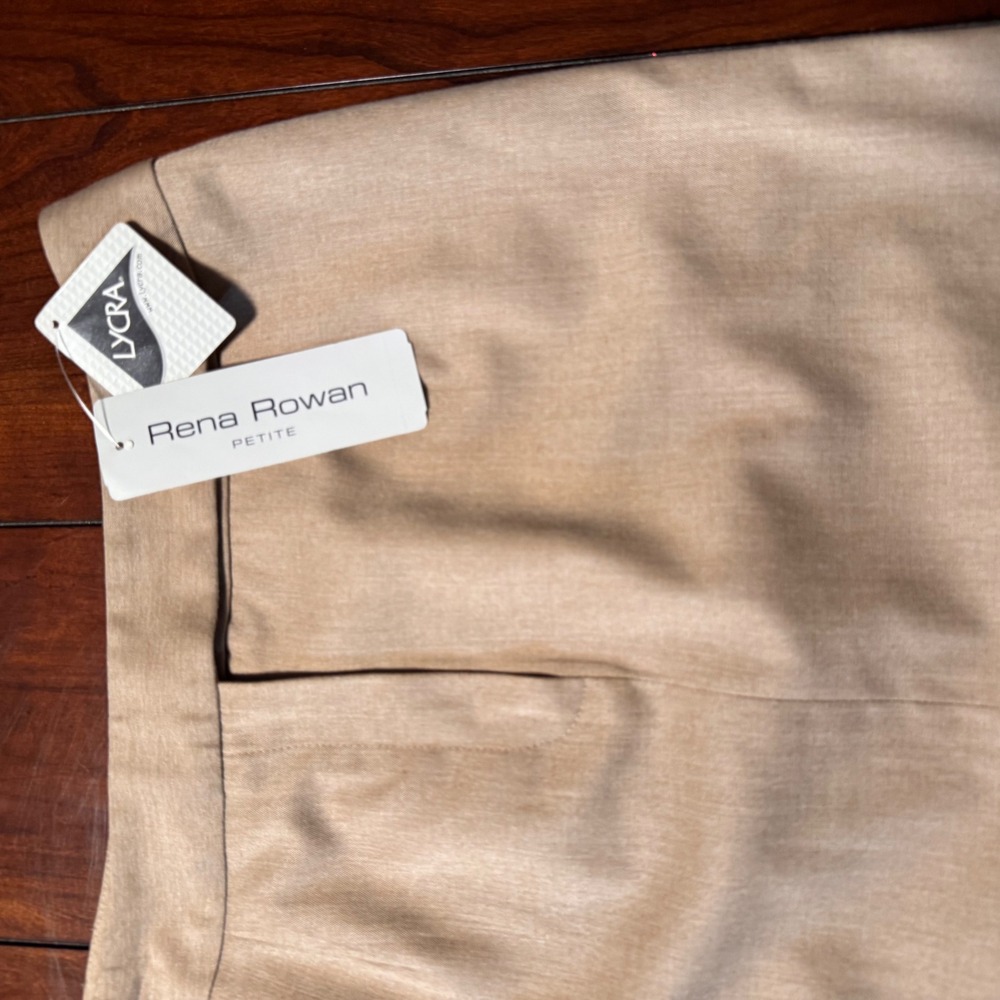 Rena Rowan Petite Stretch Blend Tan Skirt with Lycra Blend 10P - Picture 2 of 9